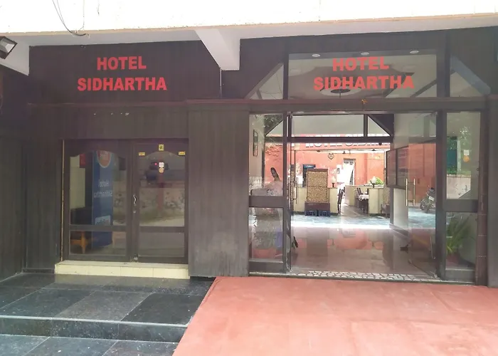 Hotel Sidhartha Walking Distance From Tajmahal
