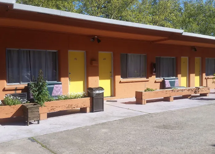 The Gold Lodge