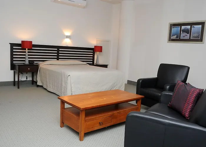 Emerald Hotel