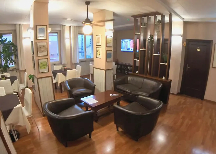 Giappone Inn Parking Hotel