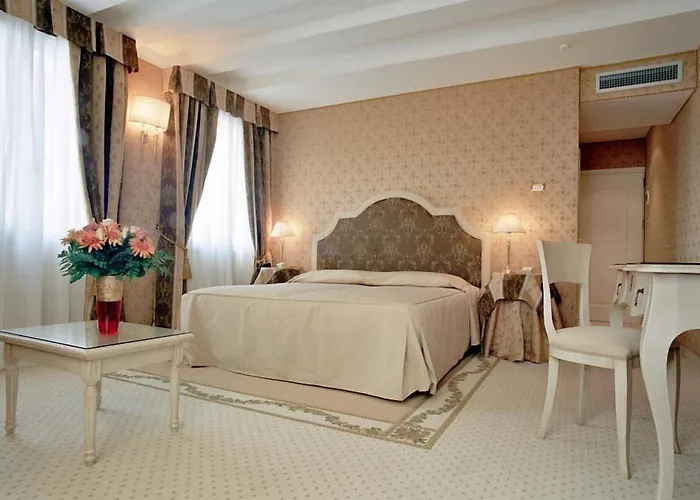 Acca Hotel