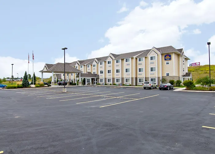 Best Western Plus Woodstock Inn&Suites