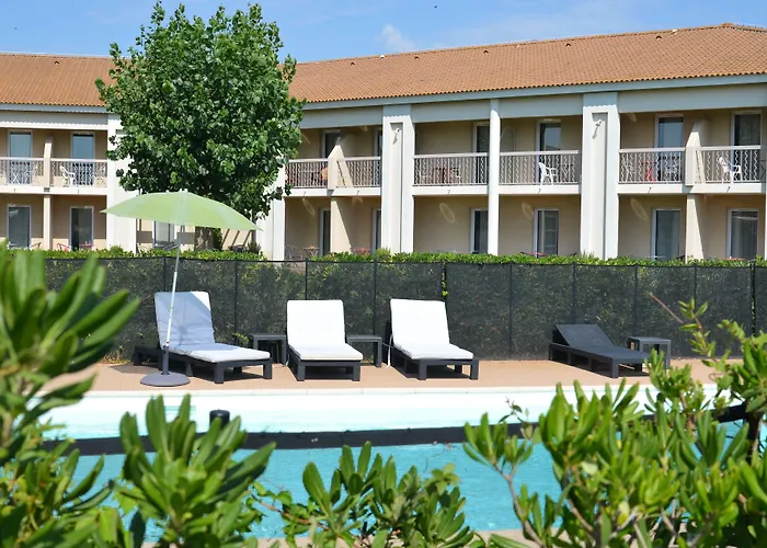 Hotel Le Mas Des Ponts D'Arles