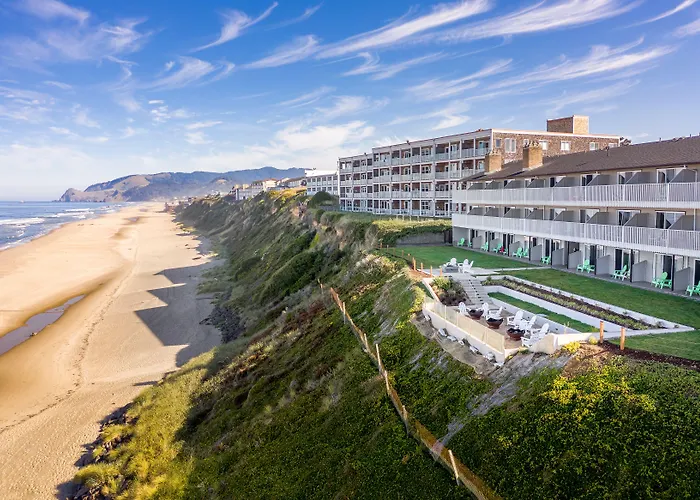 The Coho Oceanfront Lodge