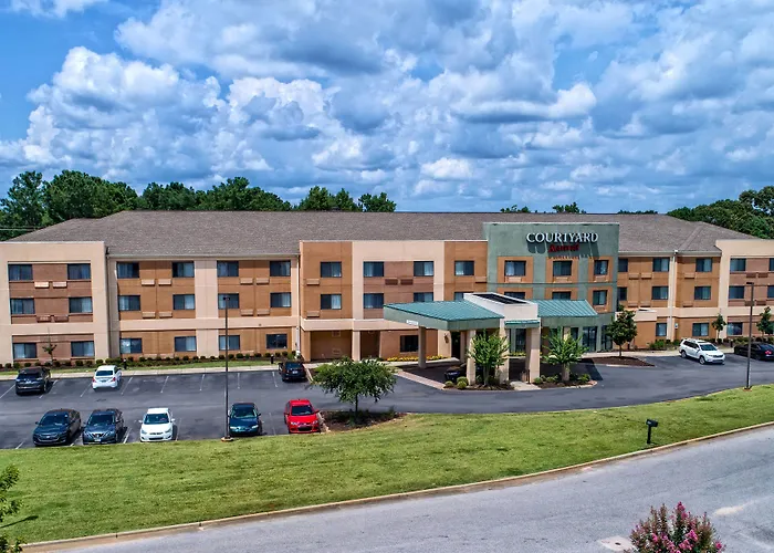 Courtyard By Marriott Troy