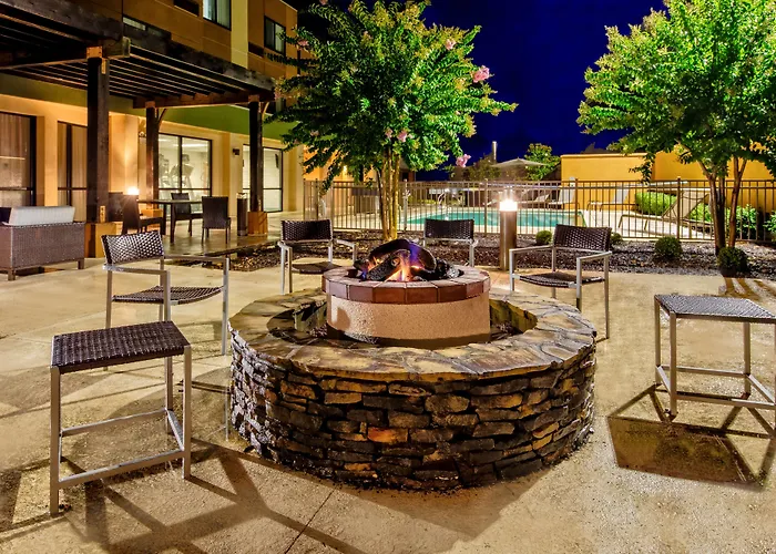 Courtyard By Marriott Troy