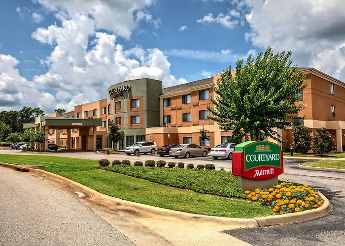 Courtyard By Marriott Troy