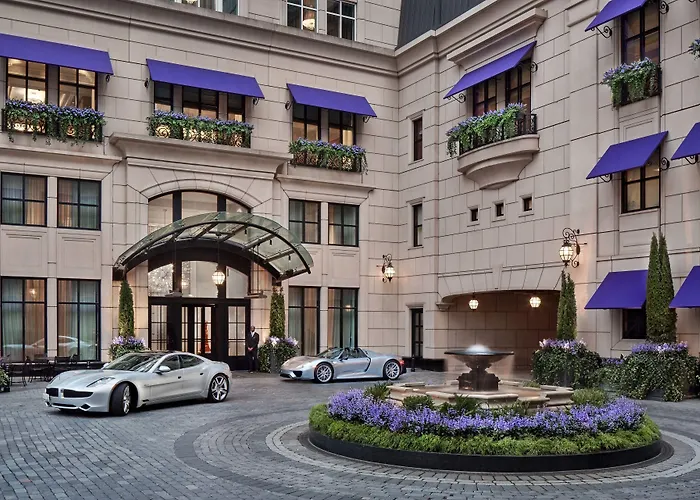 Waldorf Astoria Chicago