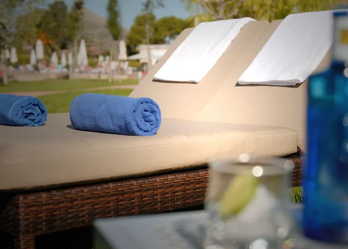 Las Gaviotas Suites Hotel & Spa