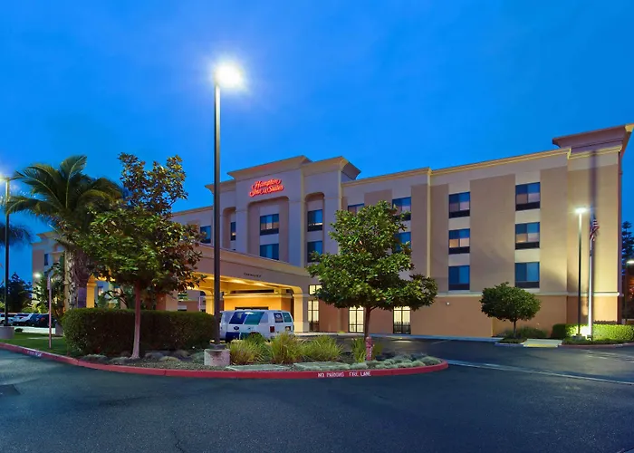 Hampton Inn & Suites Clovis Airport North