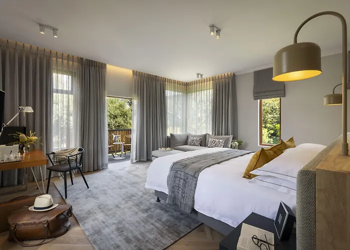 The Peech Hotel