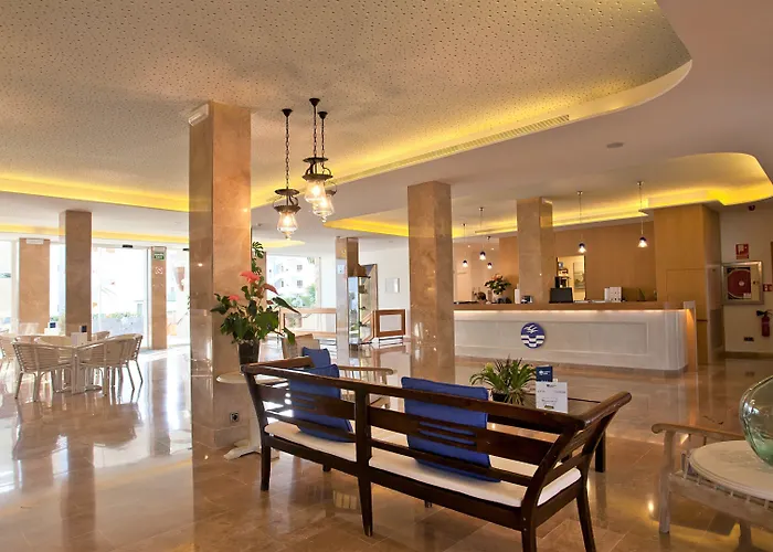 Puerto Azul Suite Hotel