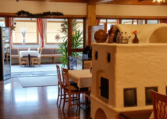 Das Alpin - Hotel Garni Guesthouse