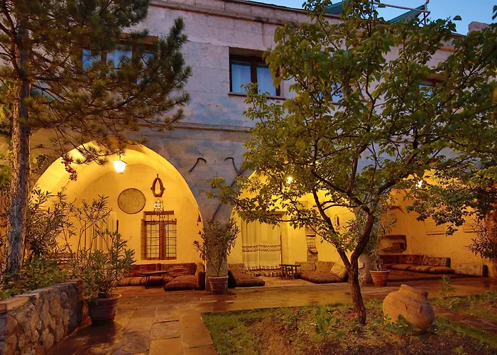 Cave Hotel Saksagan