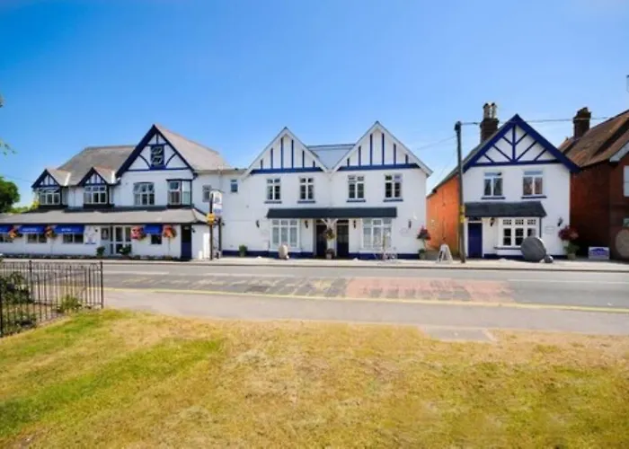 Penny Farthing Hotel & Cottages