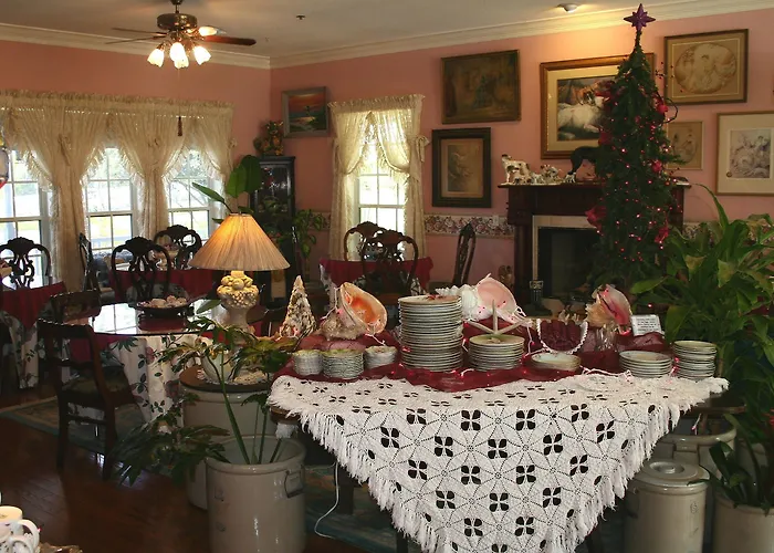 Heron Cay Lakeview Bed & Breakfast