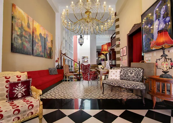 CasaBlanca Hotel
