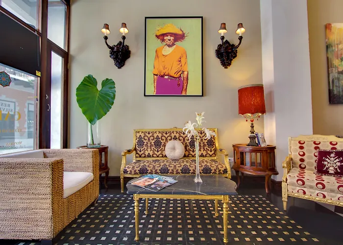 CasaBlanca Hotel