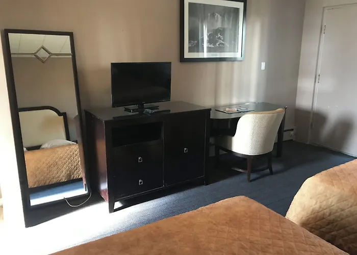 Rainbow Motor Inn - Fallsview