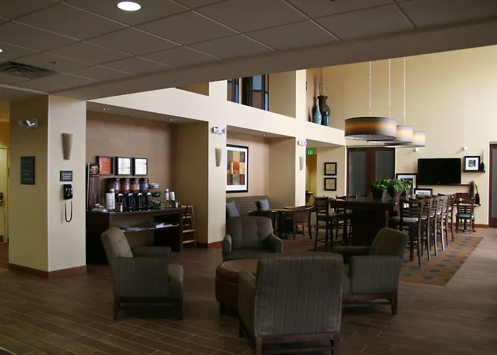 Hampton Inn And Suites Pueblo/North