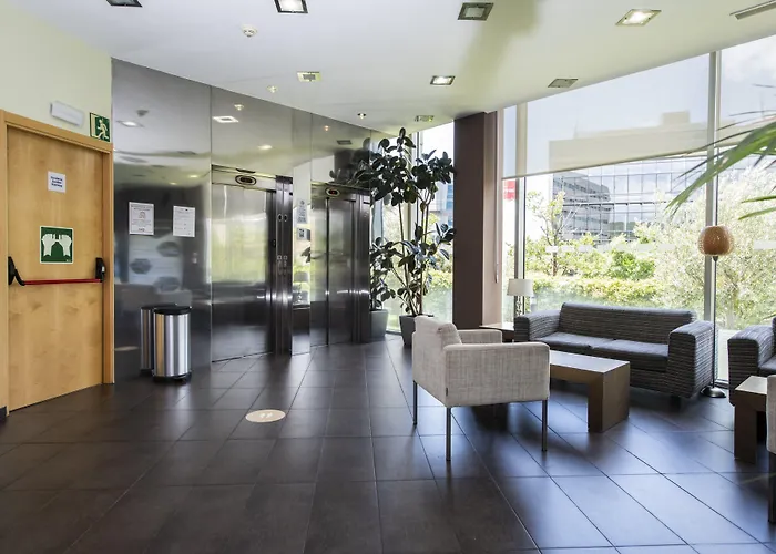 Holiday Inn Express Sant Cugat By Ihg