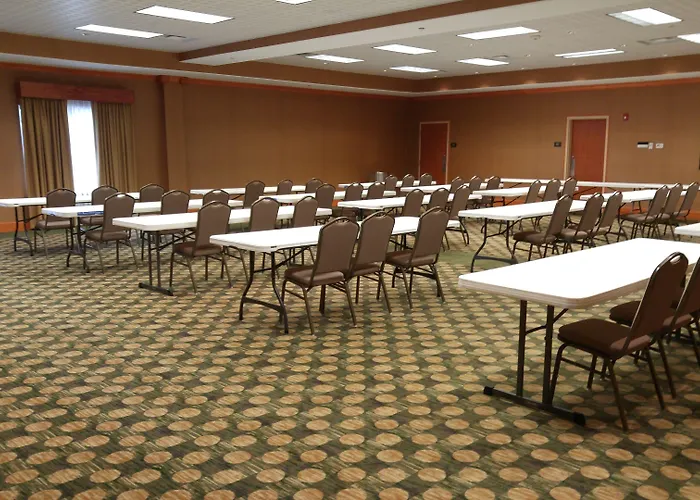 Best Western Plus Rose City Conference Inn