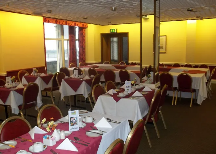 Palm Court Hotel