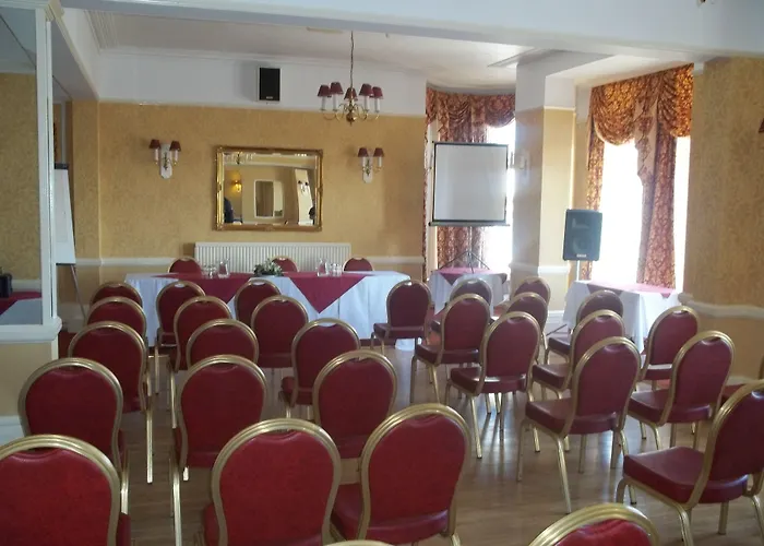 Palm Court Hotel