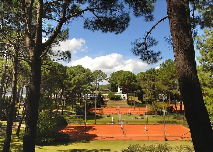 Hotel Del Lago Golf & Art Resort
