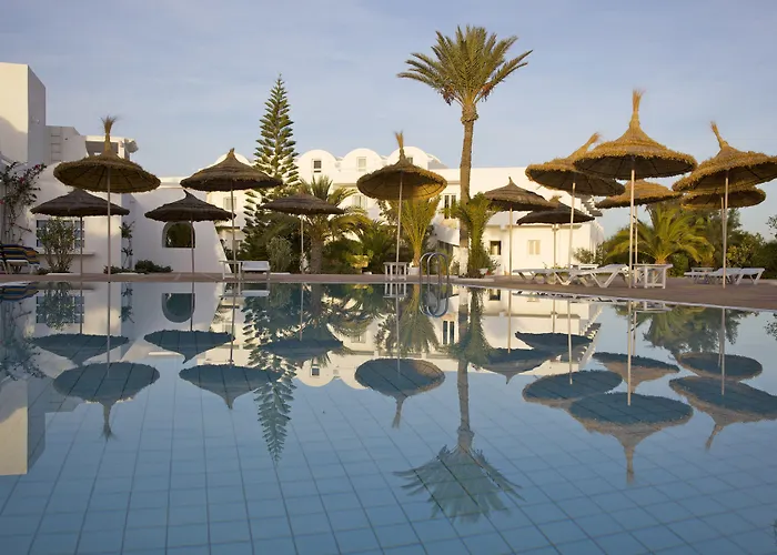 Cesar Thalasso (Adults Only)