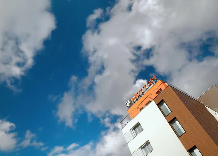 Hotton Hotel