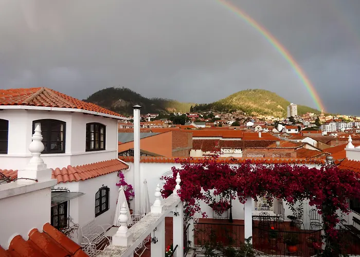 El Hotel De Su Merced