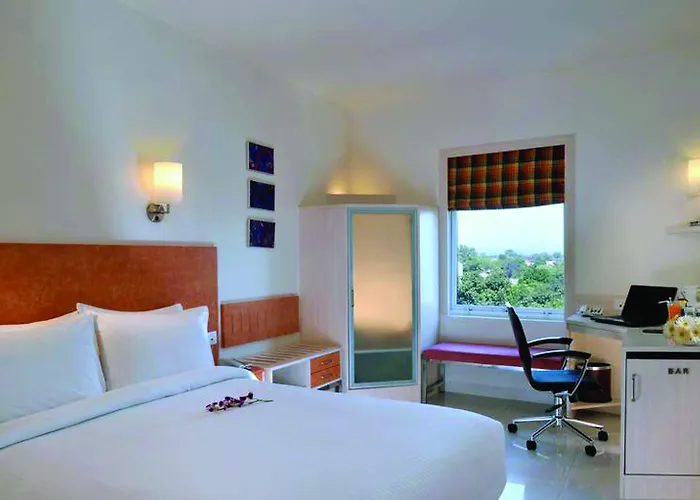 Hometel Chandigarh