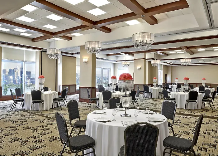 Four Points By Sheraton Calgary Airport