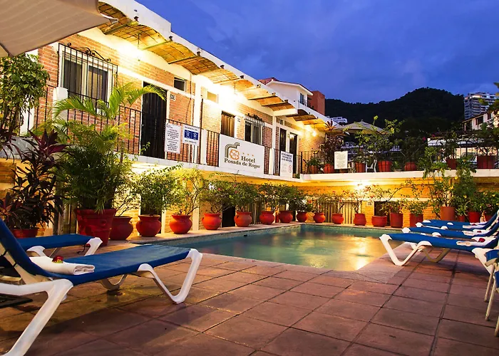 Hotel Posada De Roger - Near Los Muertos Beach