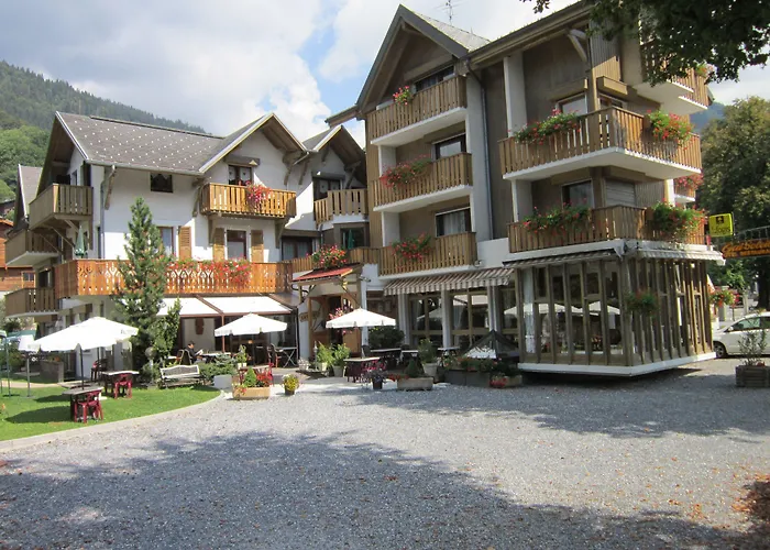 Logis Hotel Gai Soleil