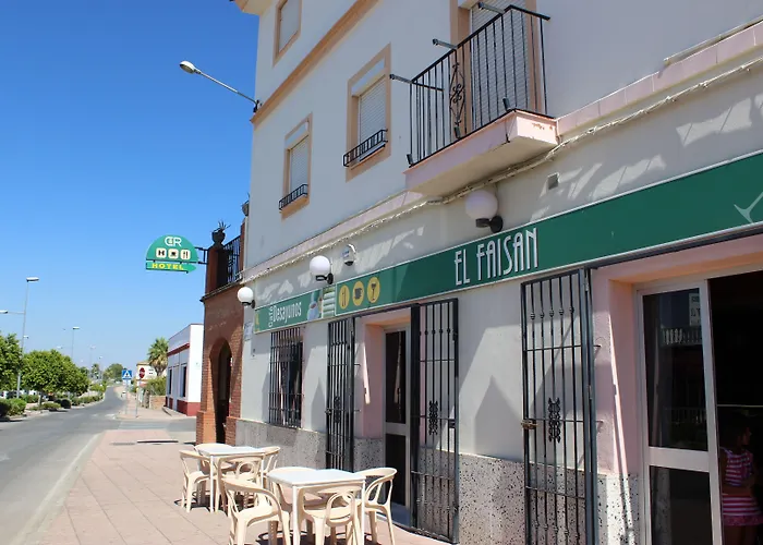 El Faisan C&R Hotel