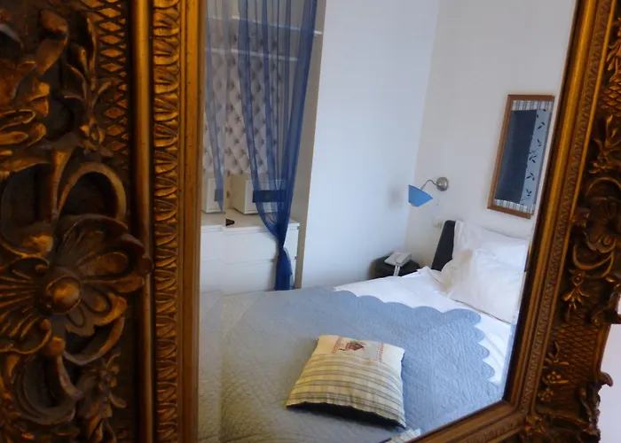 Logis Hotel La Villa Boucicaut