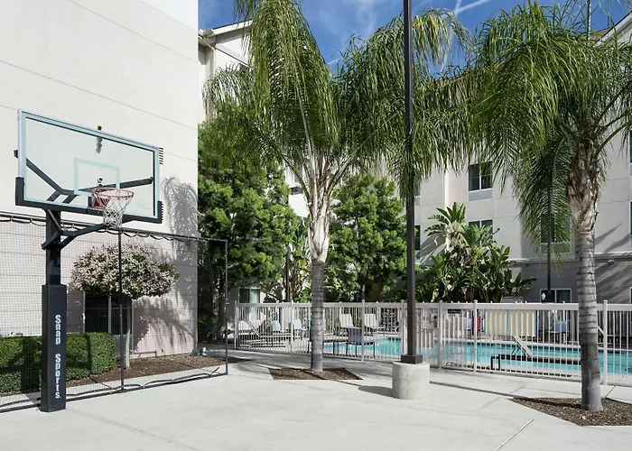 Homewood Suites By Hilton Fresno Airport/Clovis