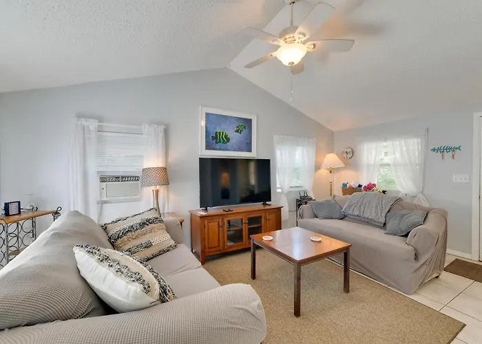 < 1 Mi To Beach: Peaceful Escape In Nokomis