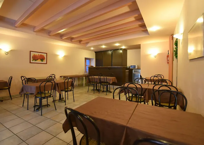 Logis Hôtel Saint Jacques