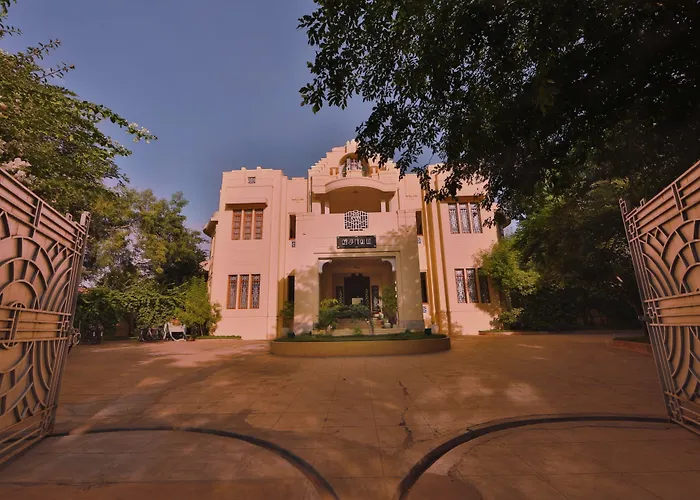 Visalam Chettinad Palace - A Cgh Earth Experience