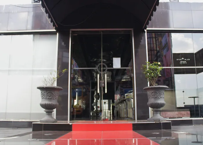 Reef Hotel
