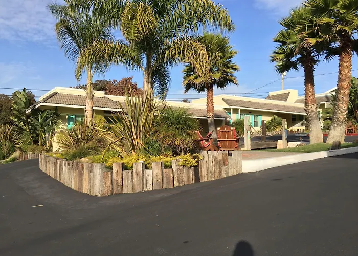 Beach Bungalow Inn And Suites