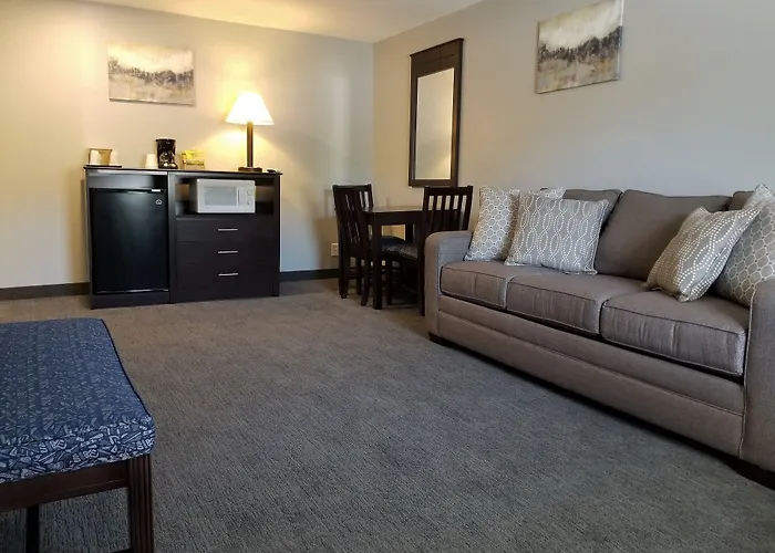 Mt. Madison Inn & Suites