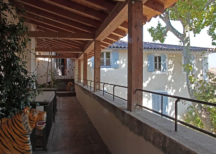 La Maison Sur La Sorgue - Esprit De France