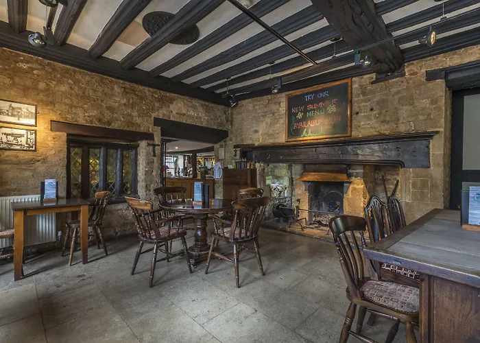The White Hart Royal, Moreton-In-Marsh, Cotswolds - The Coaching Inn Group