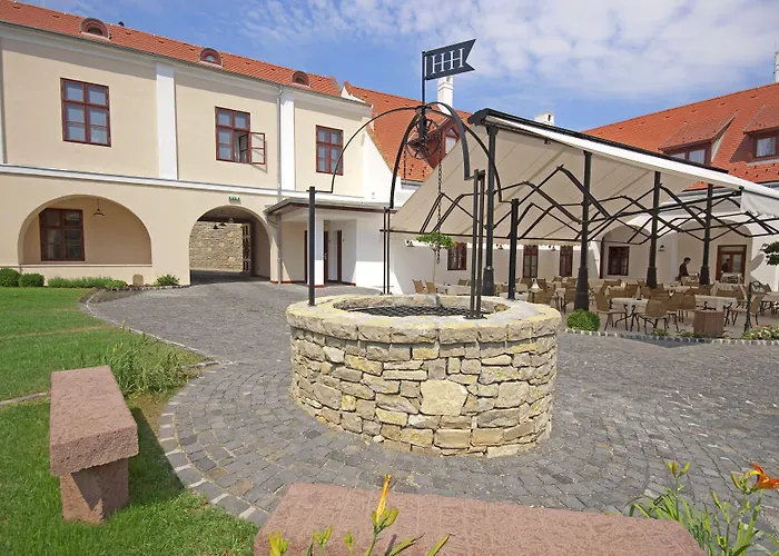 Hotel Historia & Historante