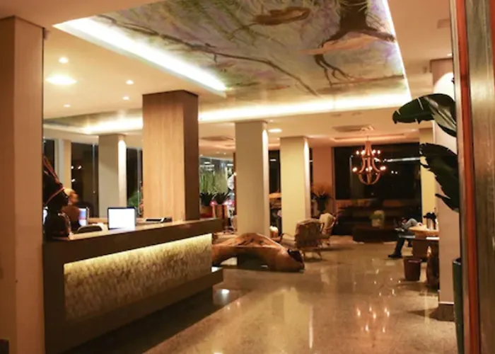 Amazon Plaza Hotel