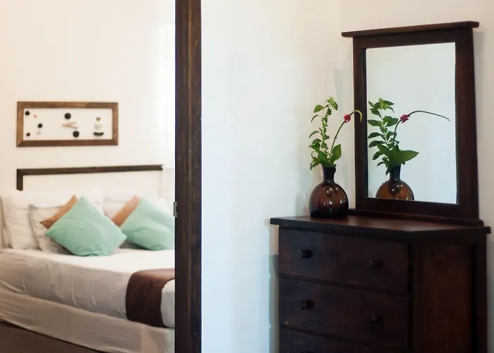 Nautilus Surf & Yoga Villas Santa Teresa